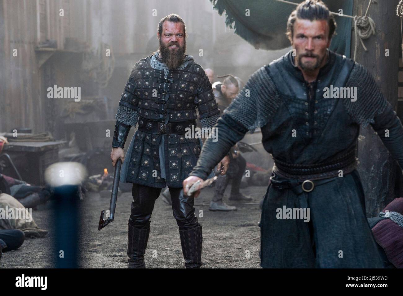 VIKINGS VALHALLA, from left Johannes Haukur Johannesson, Leo Suter, 