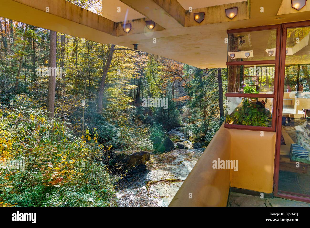 Fallingwater hires stock photography and images Alamy