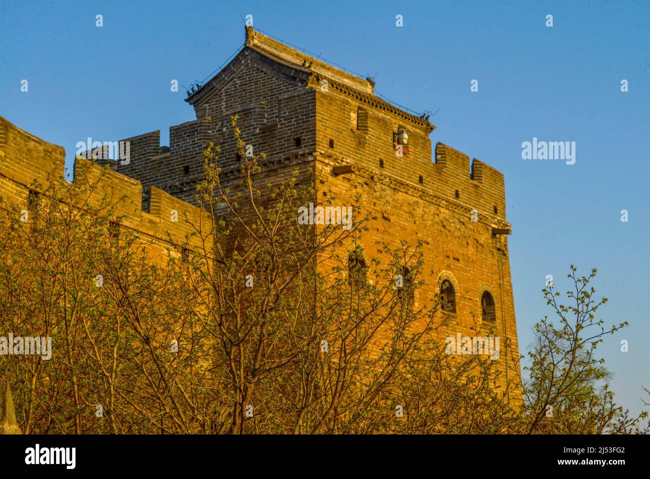 CHENGDE, CHINA - APRIL 20, 2022 - A view of the Jinshanling Great Wall Scenic Area in Chengde City, Hebei Province, April 20, 2022. Stock Photo