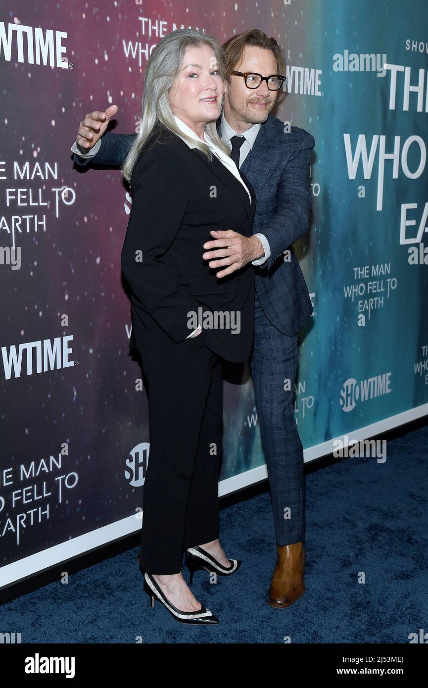 New York, NY, April 19, 2022. (L-R) Actors Kate Mulgrew and Jimmi Simpson  attend the “THE MAN WHO FELL TO EARTH” New York premiere event held at The  Museum of Modern Art (