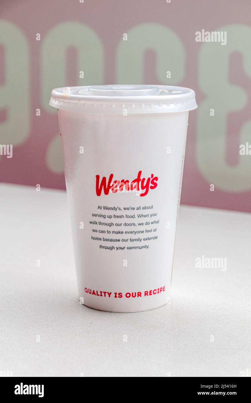 Paper cup coca cola hi-res stock photography and images - Alamy