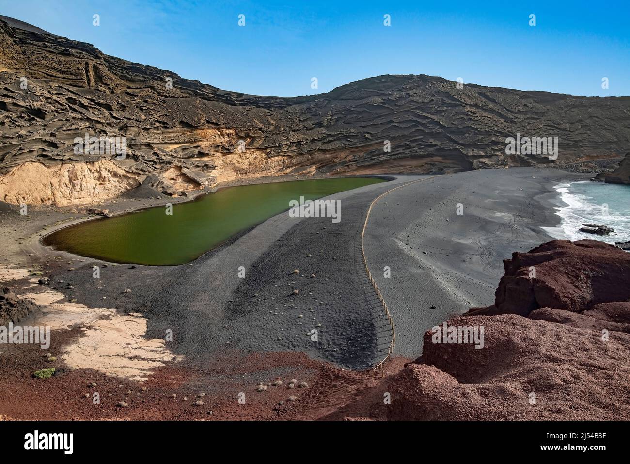 Charco De Los Clicos El Lago Verde Green Lagoon Near El Golfo Canary charco-de-los-clicos-el-lago-verde-green-lagoon-near-el-golfo-canary
