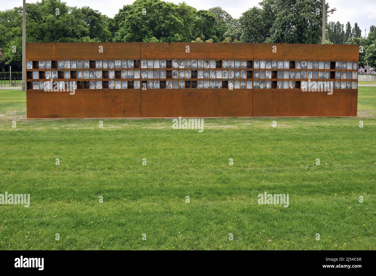 Newly designed picture wall with photos of all known victims at the Berlin Wall, memorial site at the Bernauer Strasse in Berlin, Germany, Berlin Stock Photo
