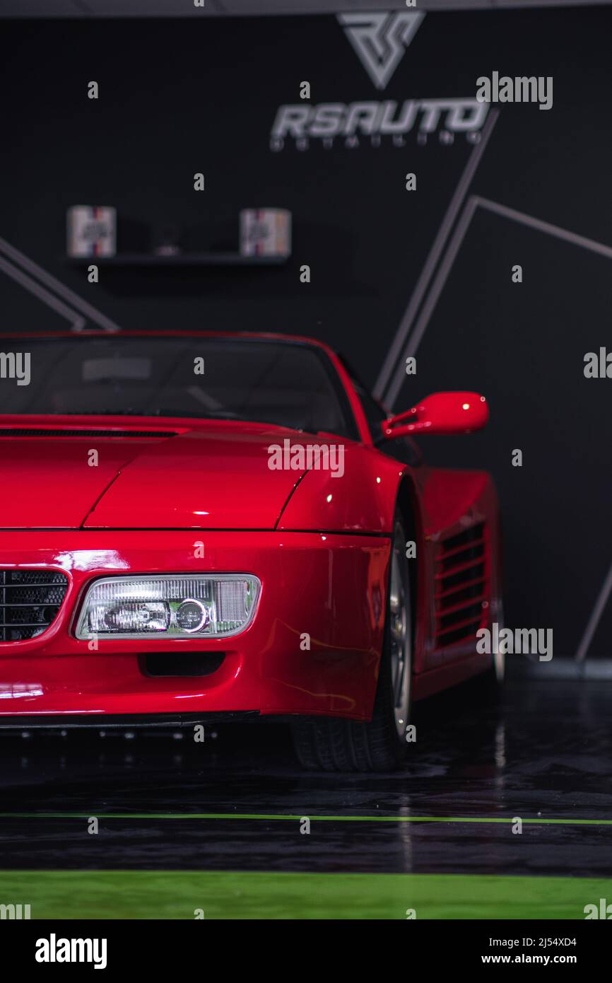 Ferrari 512 TR Stock Photo - Alamy
