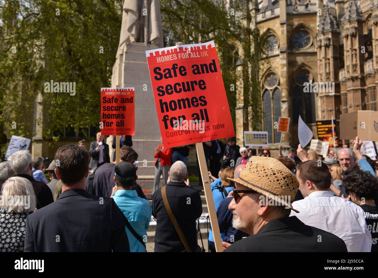 London, England, UK. 20th Apr, 2022. Protesters hold placards at the rally. Leaseholders held a protest in front of the Houses of Parliament, urging the government to protect tenants from having to pay to remove unsafe cladding as the Building Safety Act returns to the House of Commons. (Credit Image: © Thomas Krych/ZUMA Press Wire) Stock Photo