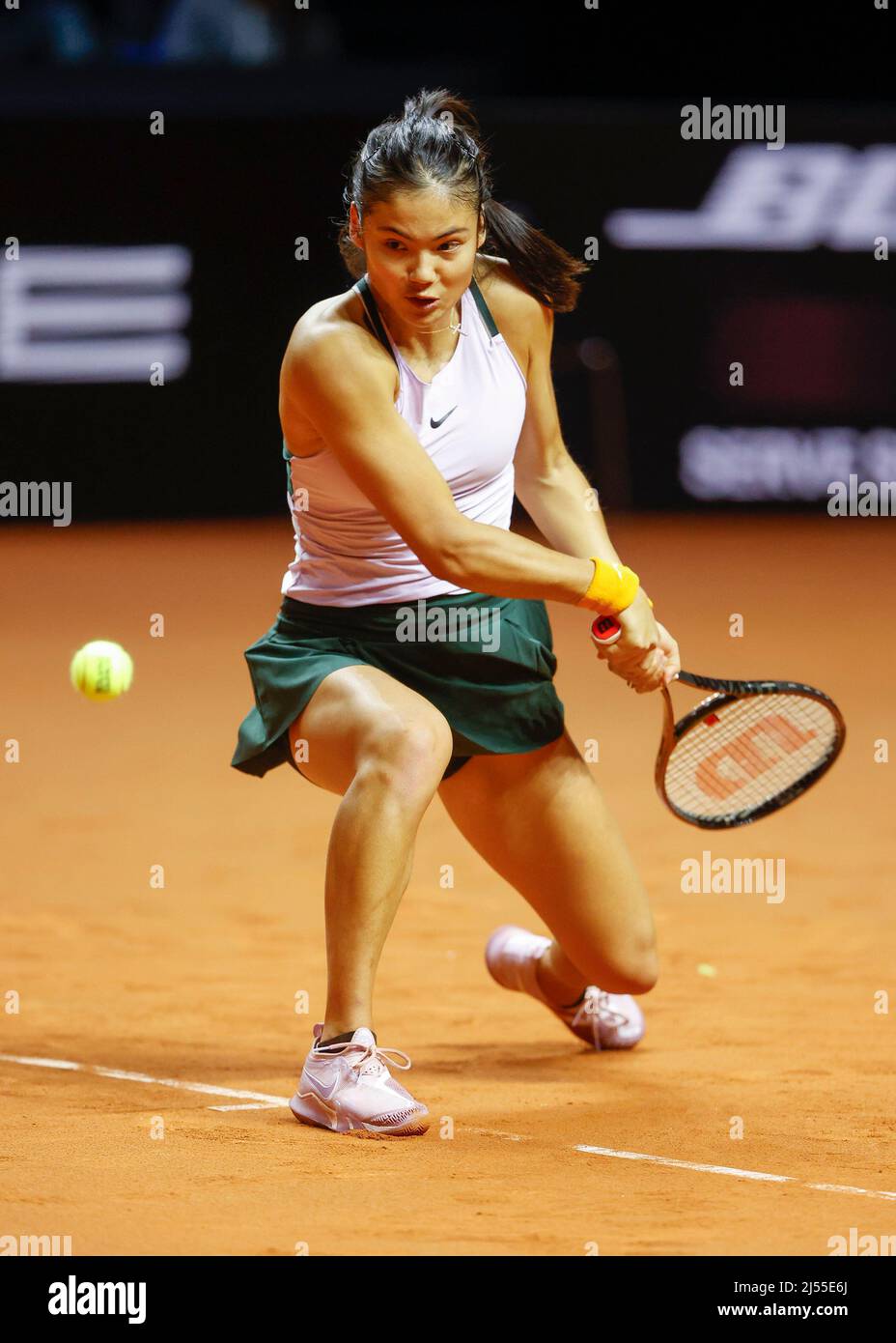 Stuttgart Germany th April 22 British Tennis Player Emma Raducanuin Action At The Porsche Tennis Grand Prix 22 In Stuttgart On Wednesday April 212 C Juergen Hasenkopf Alamy Live News Stock Photo Alamy