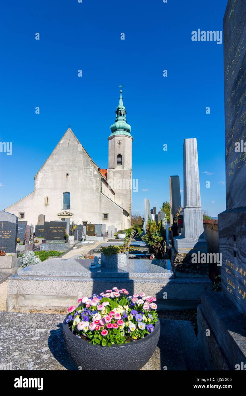 Hausleiten: church Hausleiten, graveyard in Donau, Niederösterreich, Lower Austria, Austria Stock Photo