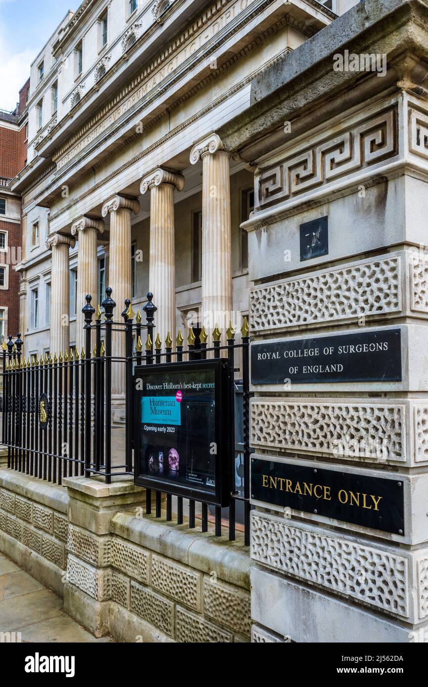 The Royal College of Surgeons of England - Professional Body for Surgery. The College is located at Lincoln's Inn Fields in London. Stock Photo