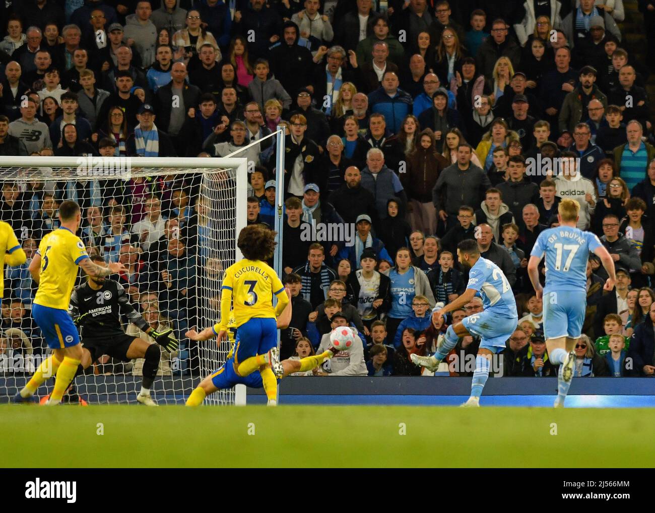 Man City Premier League Champions Hi res Stock Photography And Images man-city-premier-league-champions-hi-res-stock-photography-and-images