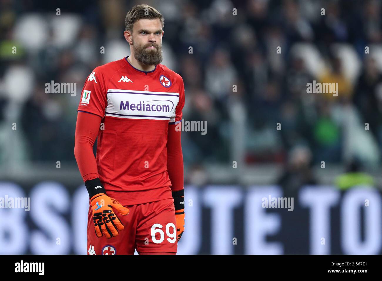 Turin, Italy, April 20, 2022, , Bartlomiej Dragowski of Afc Fiorentina  looks on during the Coppa Italia semi-final 2nd leg match between Juventus Fc and Acf Fiorentina at Allianz Stadium on April 20, 2022 in Turin, Italy. Stock Photo