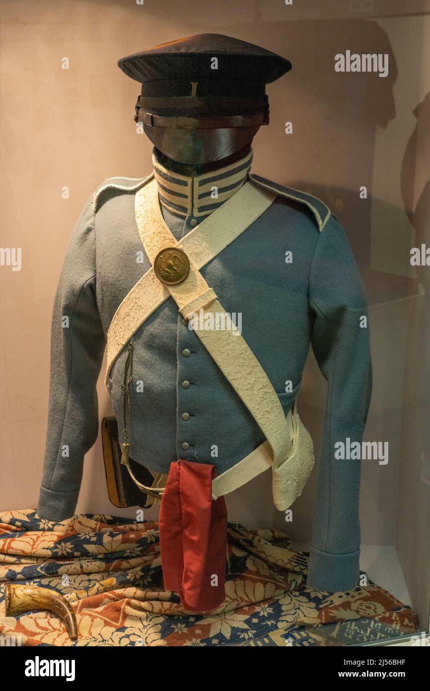 A U.S. Army uniform from the Mexican-American War of 1846-1848.  Port Isabel Historical Museum, Port Isabel, Texas.  Also shown is a powder horn for g Stock Photo