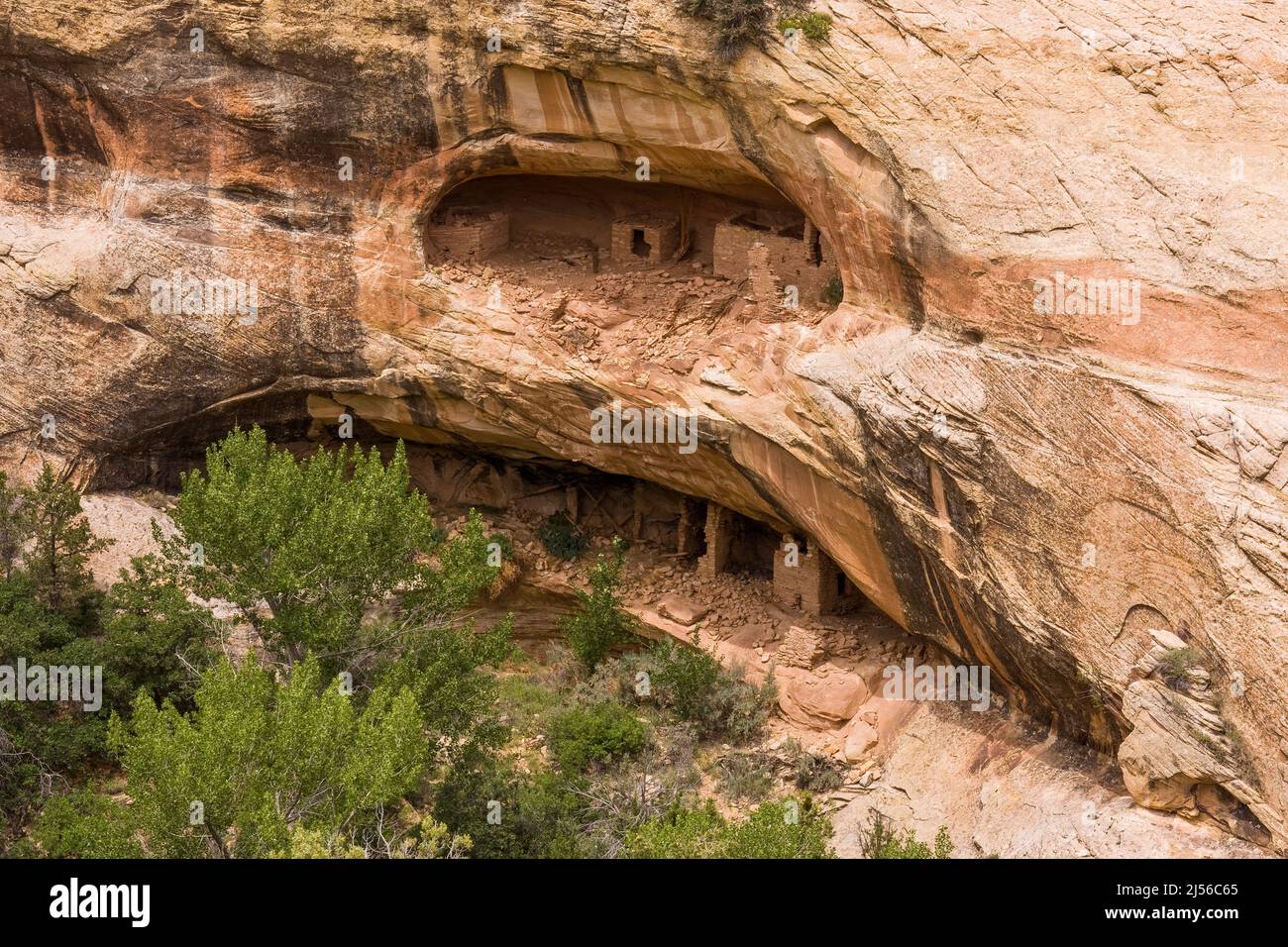 The Over Under Ruins are ancient 1,000 year old Ancestral Puebloan ...