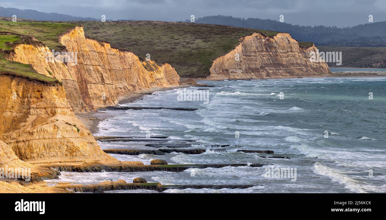 Drakes beach national seashore hi-res stock photography and images - Alamy