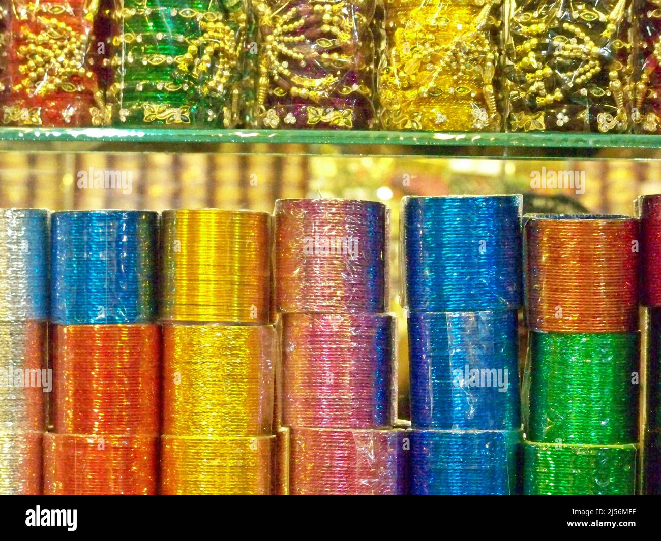 Types of glass bangles hotsell