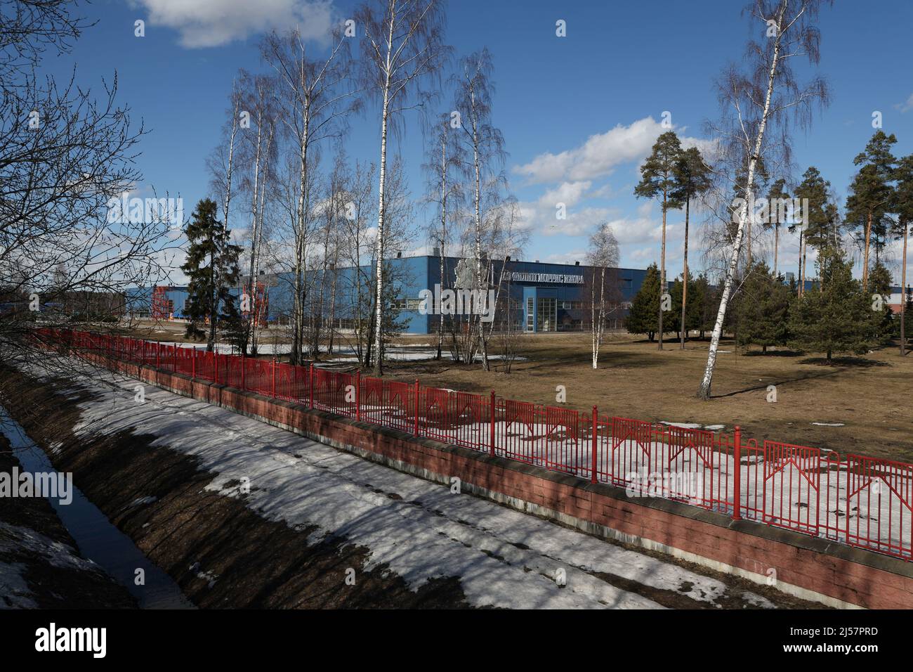 The Philip Morris Izhora factory outside Saint Petersburg, Russia April 9, 2022. Picture taken April 9, 2022. To match Special Report UKRAINE-CRISIS/PHILIPMORRIS-GUNS. REUTERS/REUTERS PHOTOGRAPHER Stock Photo
