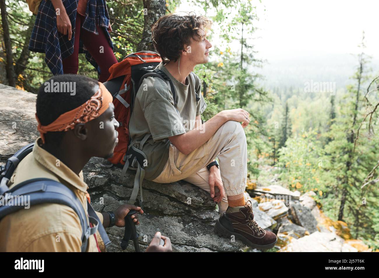 Big group young hikers hi-res stock photography and images - Alamy