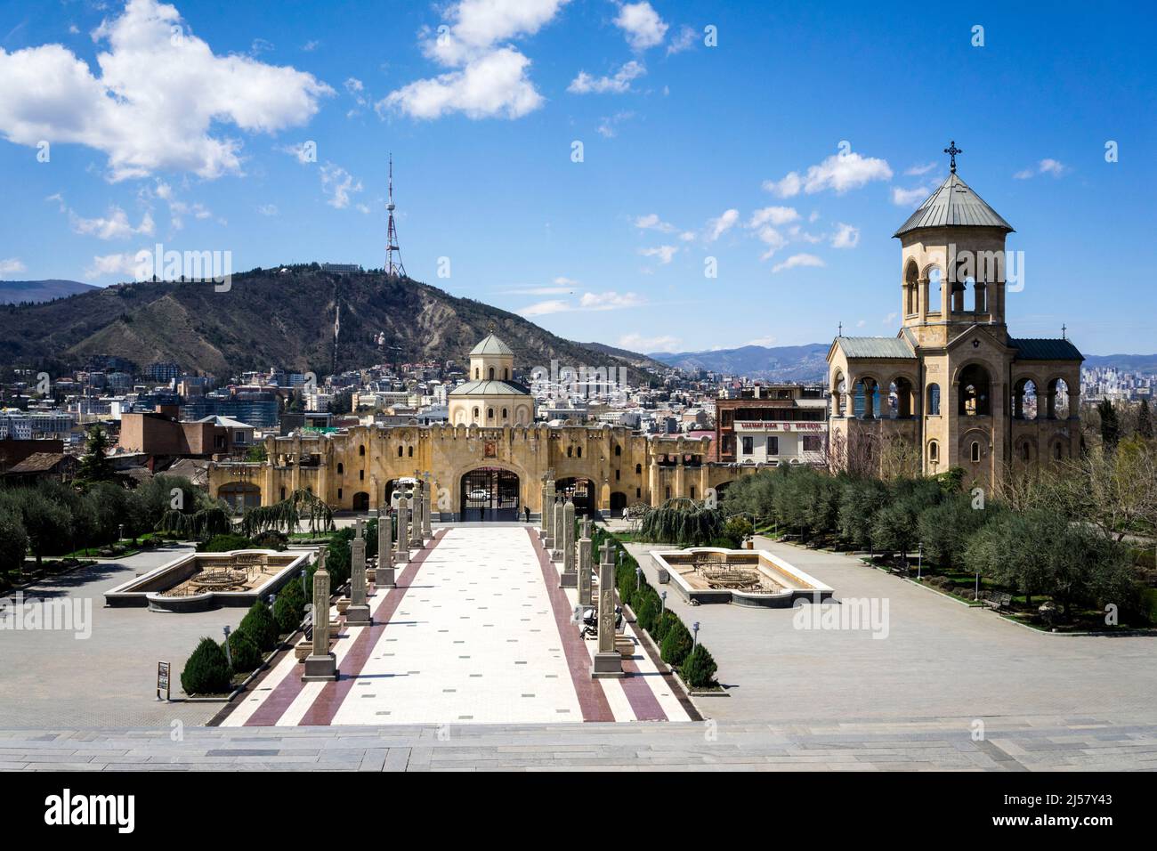 holy trinity cathedral of tbilisi