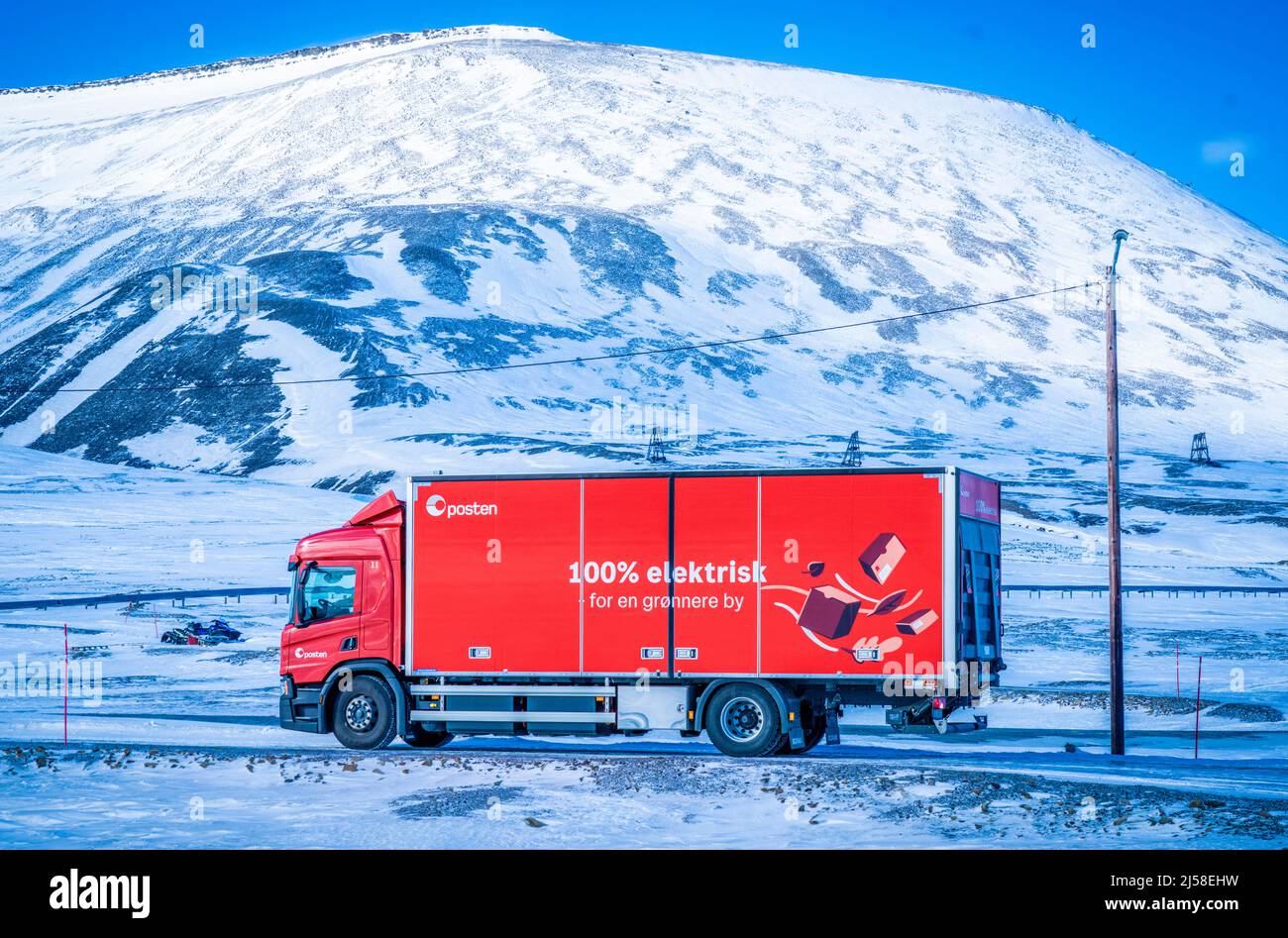 Longyearbyen, Svalbard 20220421.Norway Post presents the largest and first electric truck to be used on Svalbard. Photo: Ole Berg-Rusten / NTB Stock Photo