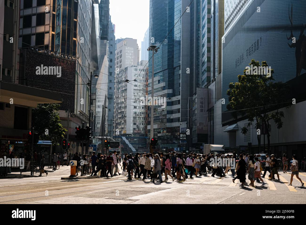Shopping malls in hong kong hi-res stock photography and images - Alamy