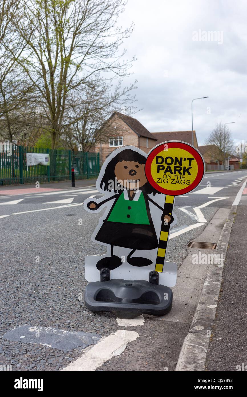 Zig zags parking uk hires stock photography and images Alamy