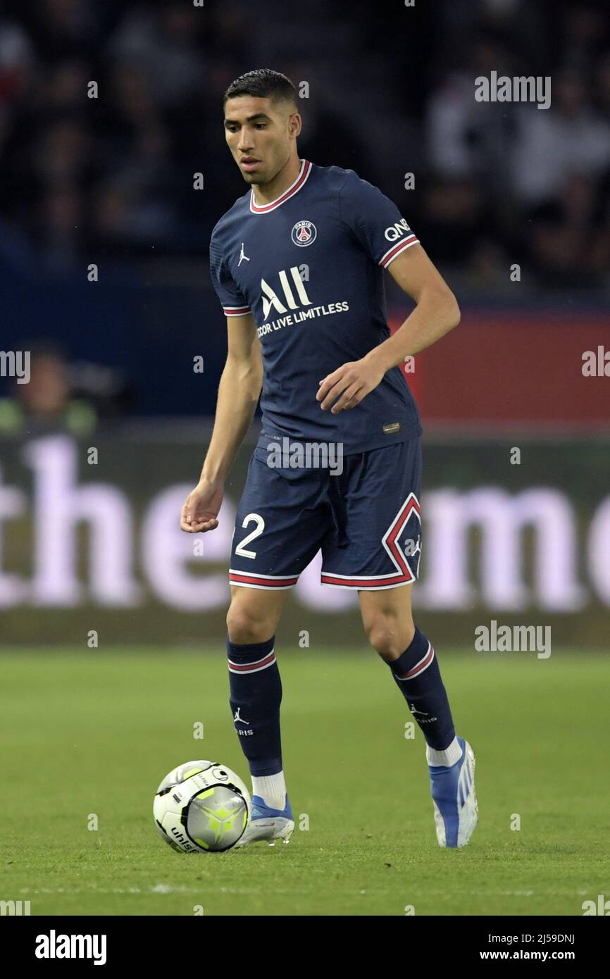 paris-achraf-hakimi-of-paris-saint-germain-during-the-french-ligue-1