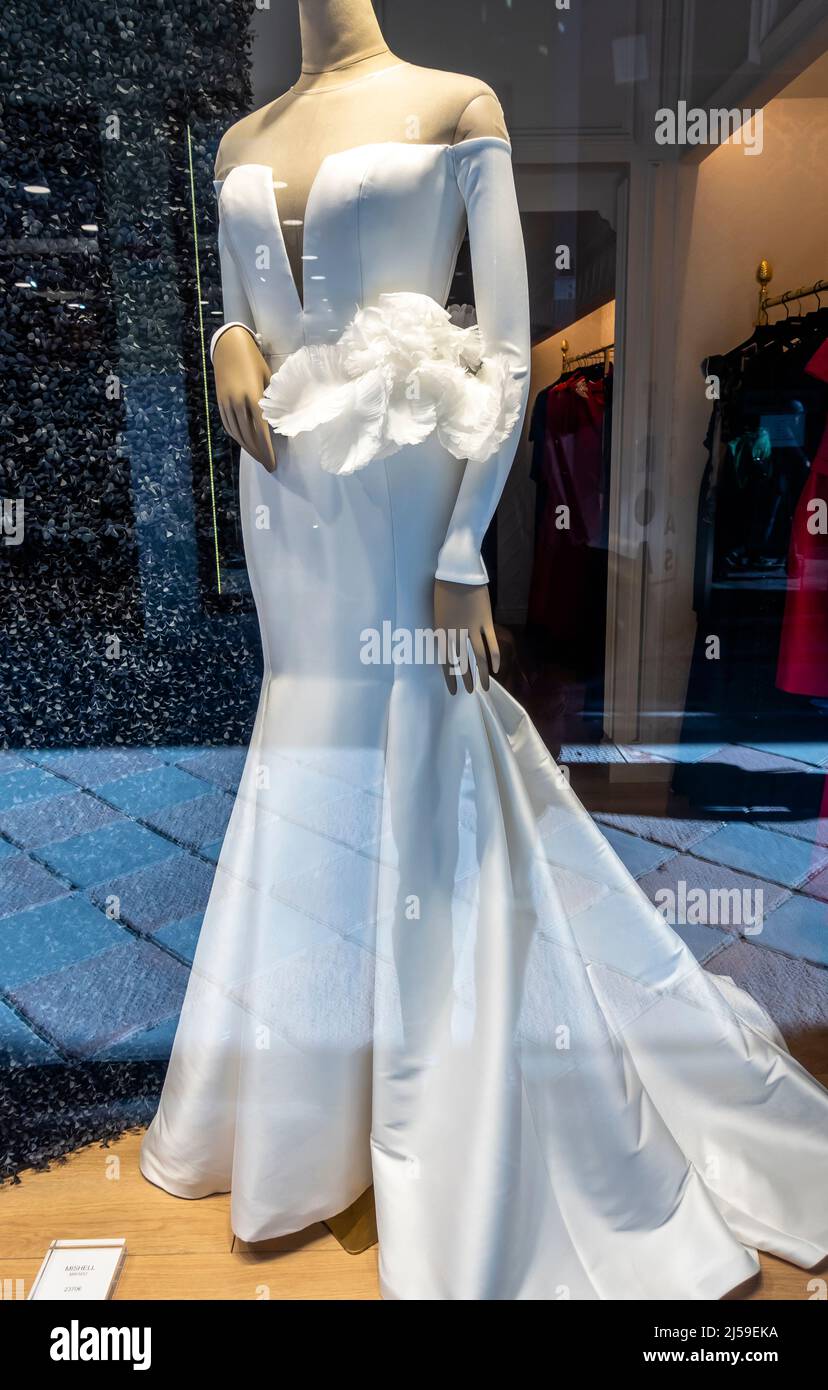 Pronovias - Bridal gown gowns dress dresses shop window, Granada, Spain Stock Photo