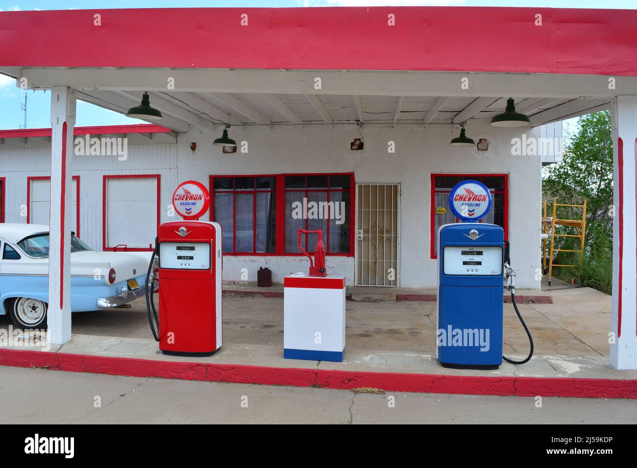Pete's Route 66 gas station in Williams Stock Photo Alamy