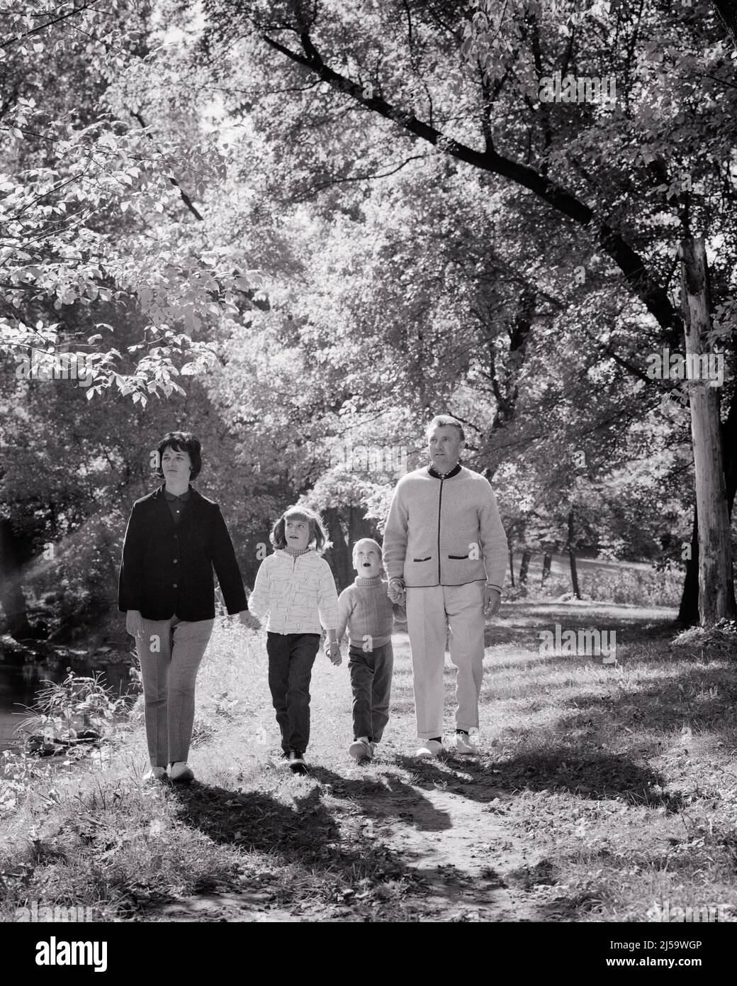 1960s mother full length hi res stock photography and images Alamy