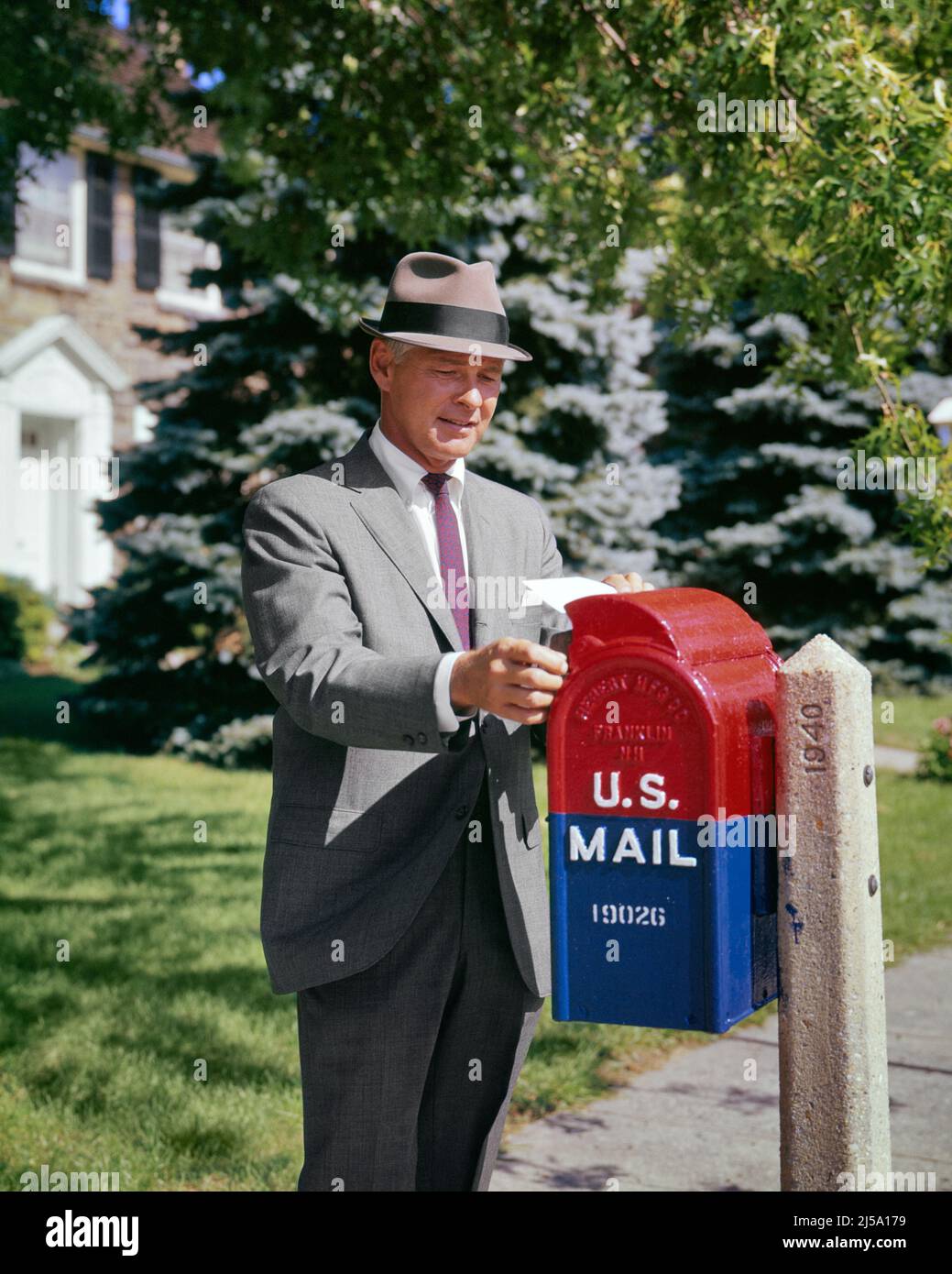 United states postal service hat hi-res stock photography and images - Alamy