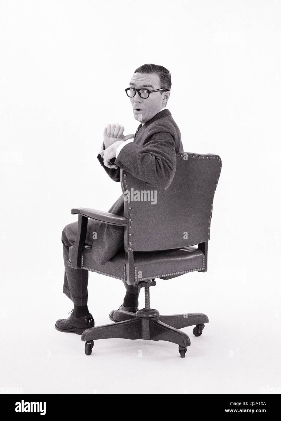 Eyeglass chair hotsell