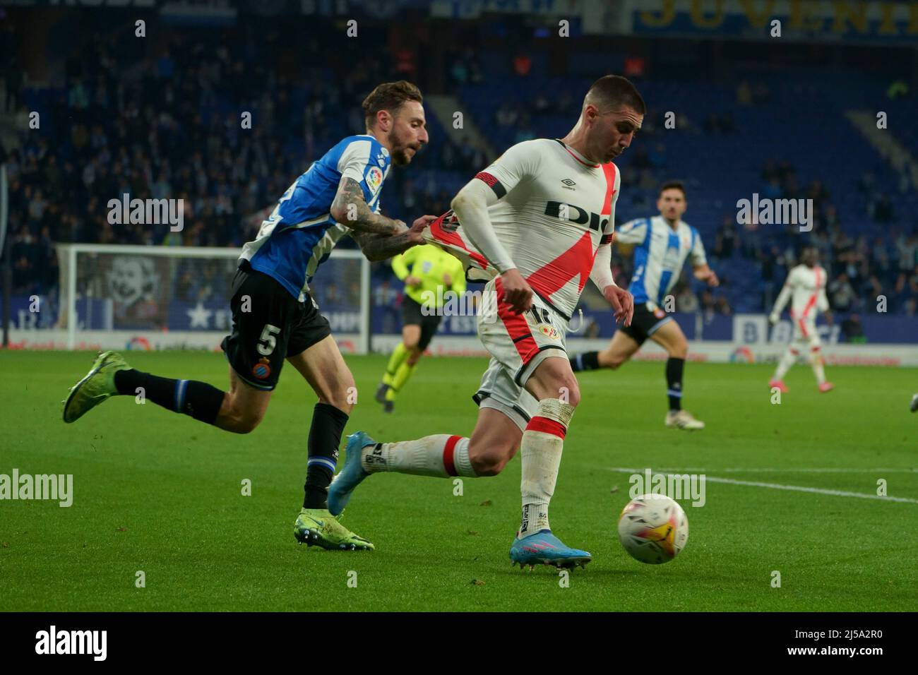 Sergi Guardiola's goal in 360º Replay powered by LiveScore