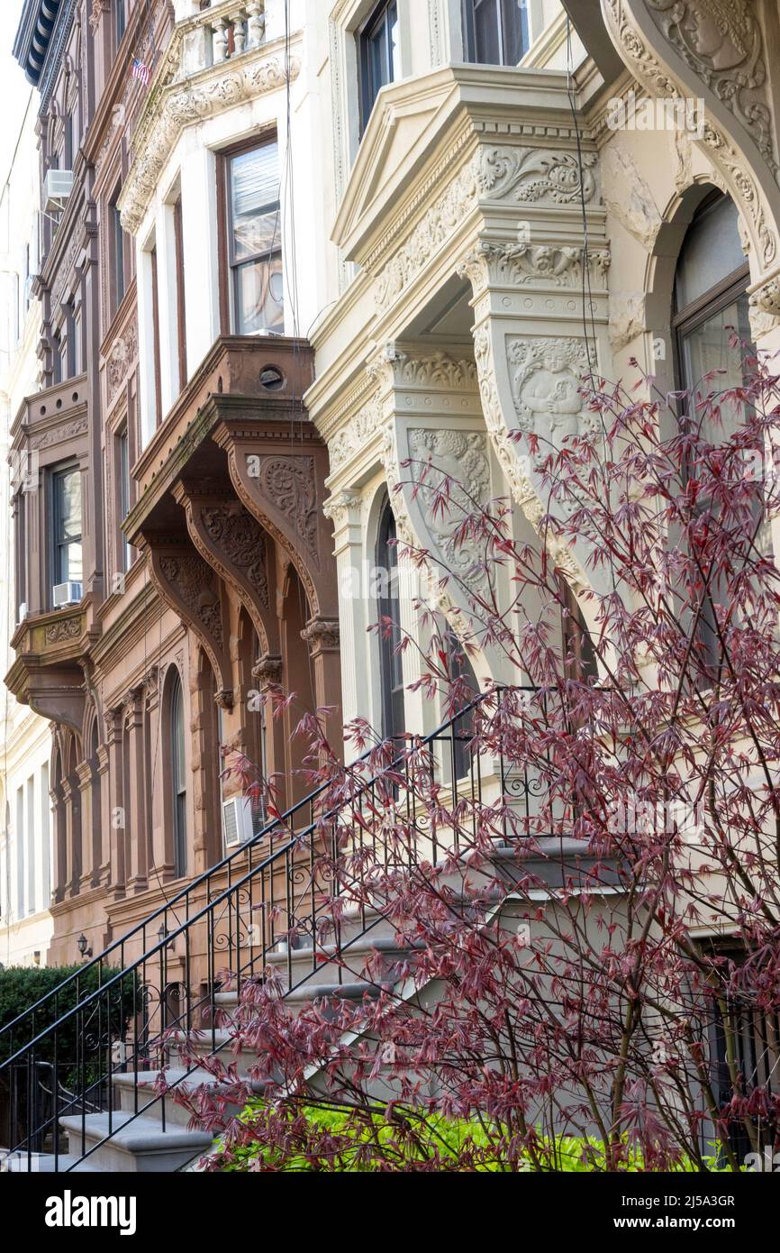 Upper West Side architecture along West 75th Street near Central Park is a residential neighborhood, NYC, USA  2022 Stock Photo