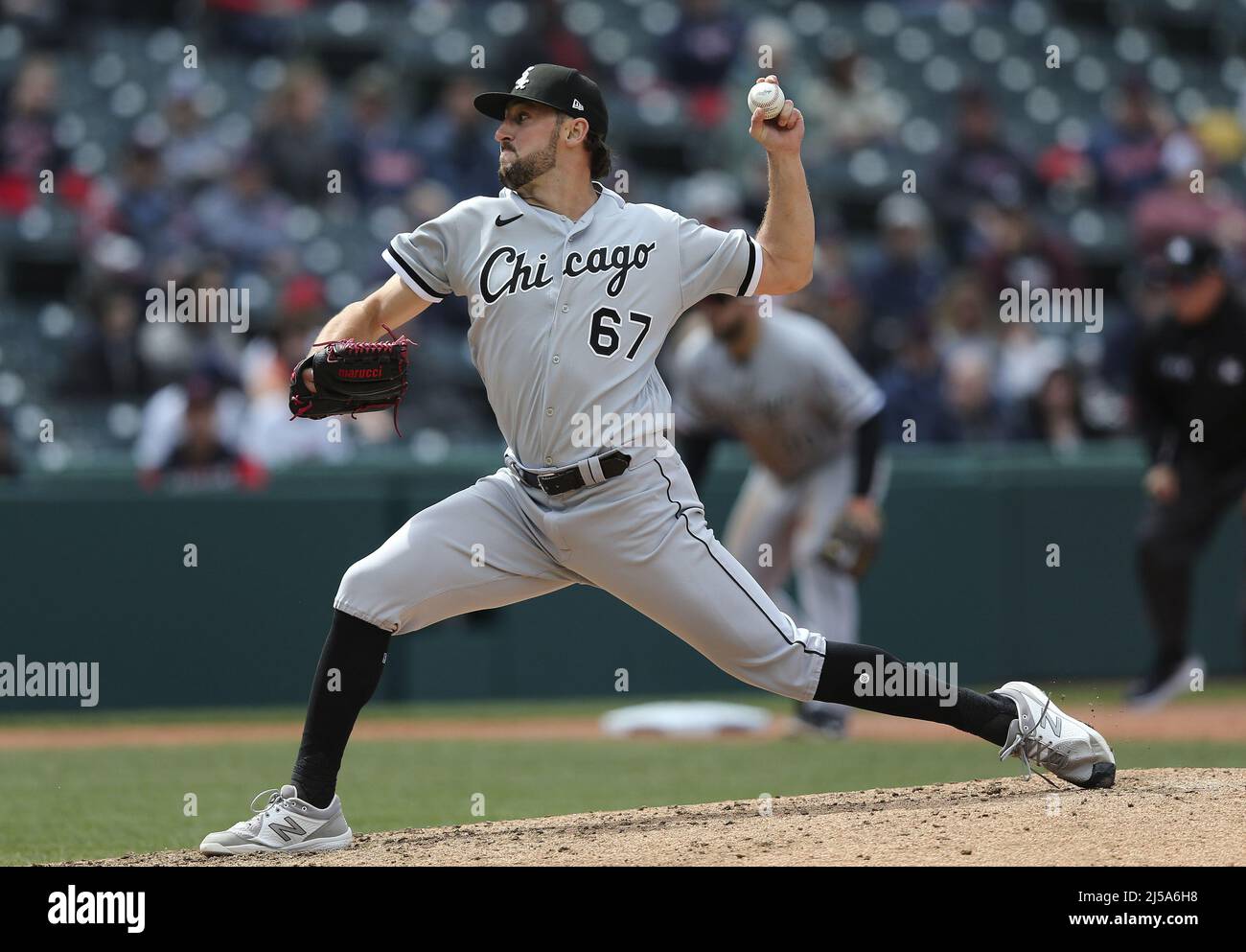 Cleveland, USA. 21st Apr, 2022. Chicago White Sox's Bennett Sousa (67) pitches in relief against the Cleveland Guardians in the sixth inning at Progressive Field in Cleveland, Ohio on Thursday, April 21, 2022. Photo by Aaron Josefczyk/UPI Credit: UPI/Alamy Live News Stock Photo