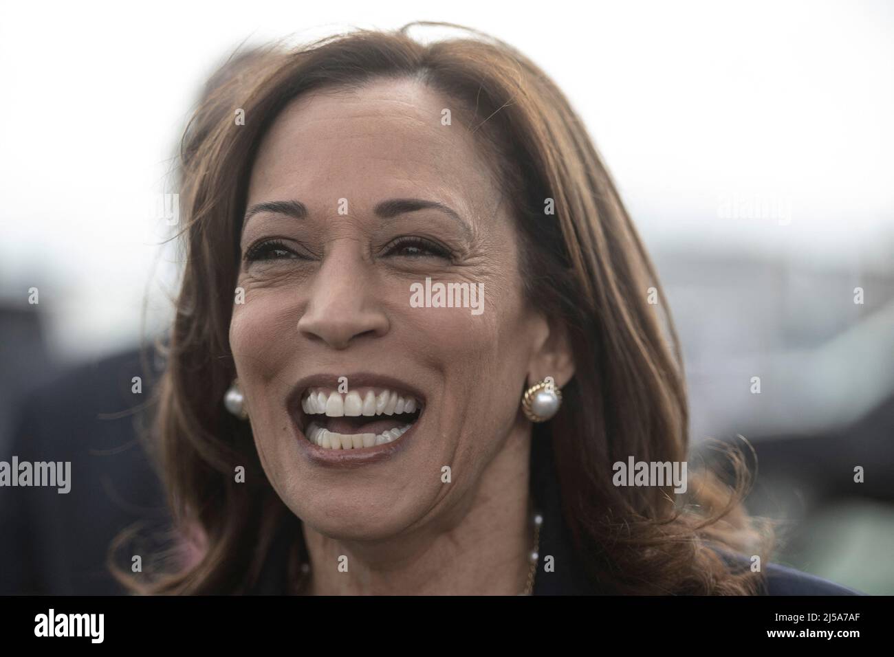 Vice President Kamala Harris arrives in San Francisco on Thursday, April 21, 2022. Harris is visiting the University of California San Francisco Medical center and the EMBRACE program of prenatal and postnatal care for black women. Photo by Terry Schmitt/Pool/ABACAPRESS.COM Stock Photo