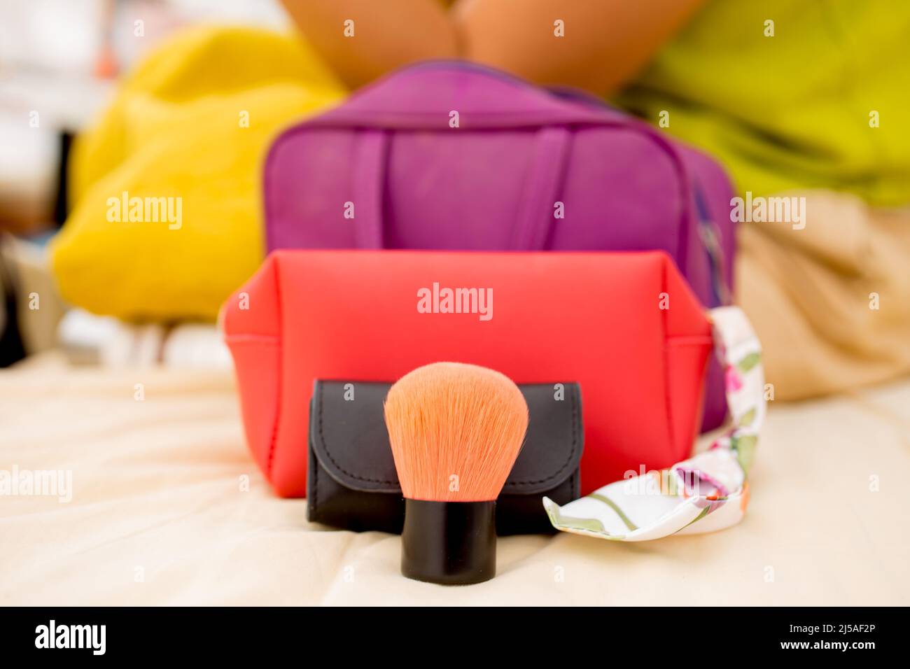 Empty makeup palette hi-res stock photography and images - Alamy