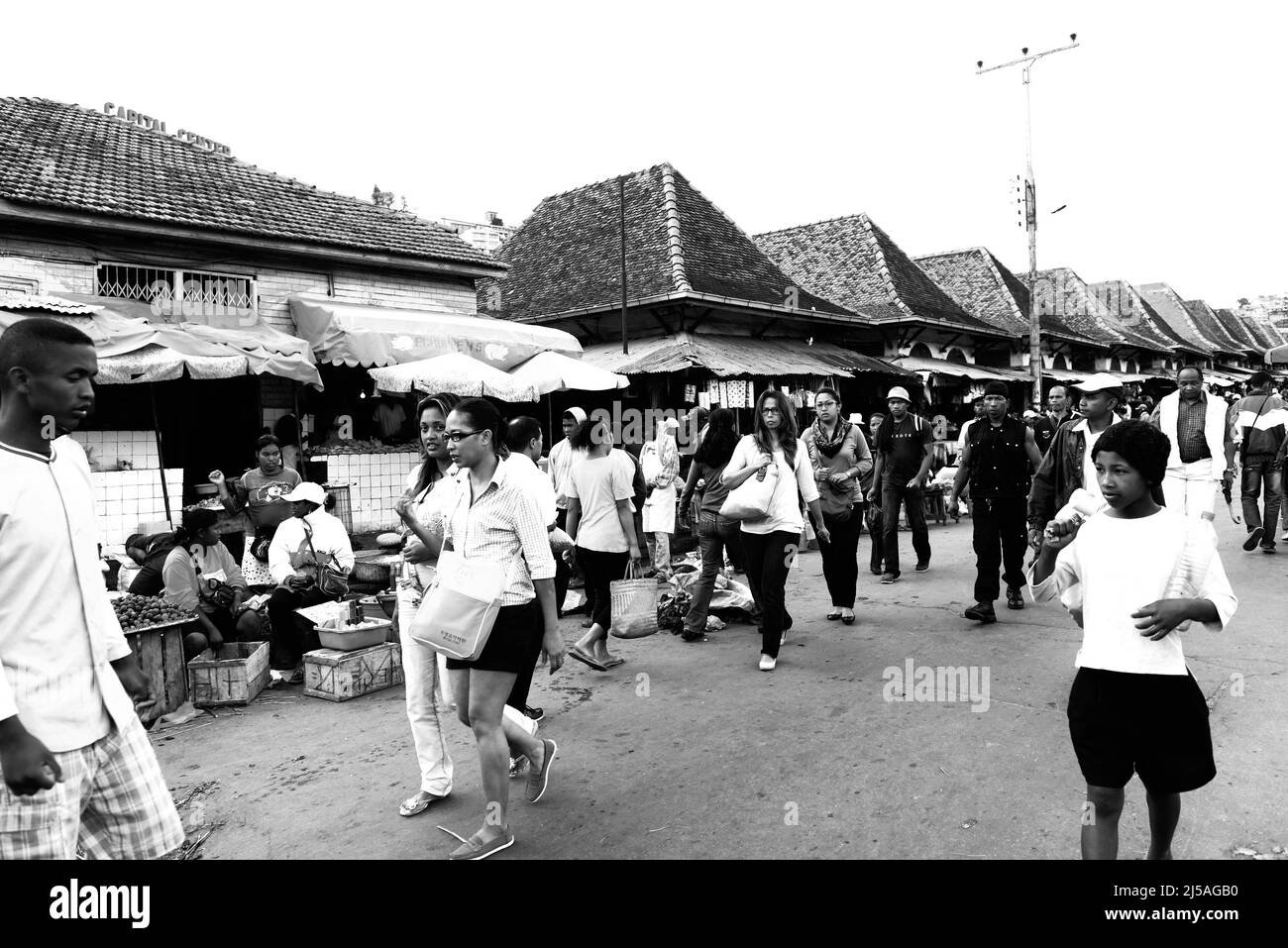 The vibrant Analakely Market in Antananarivo, Madagascar Stock Photo