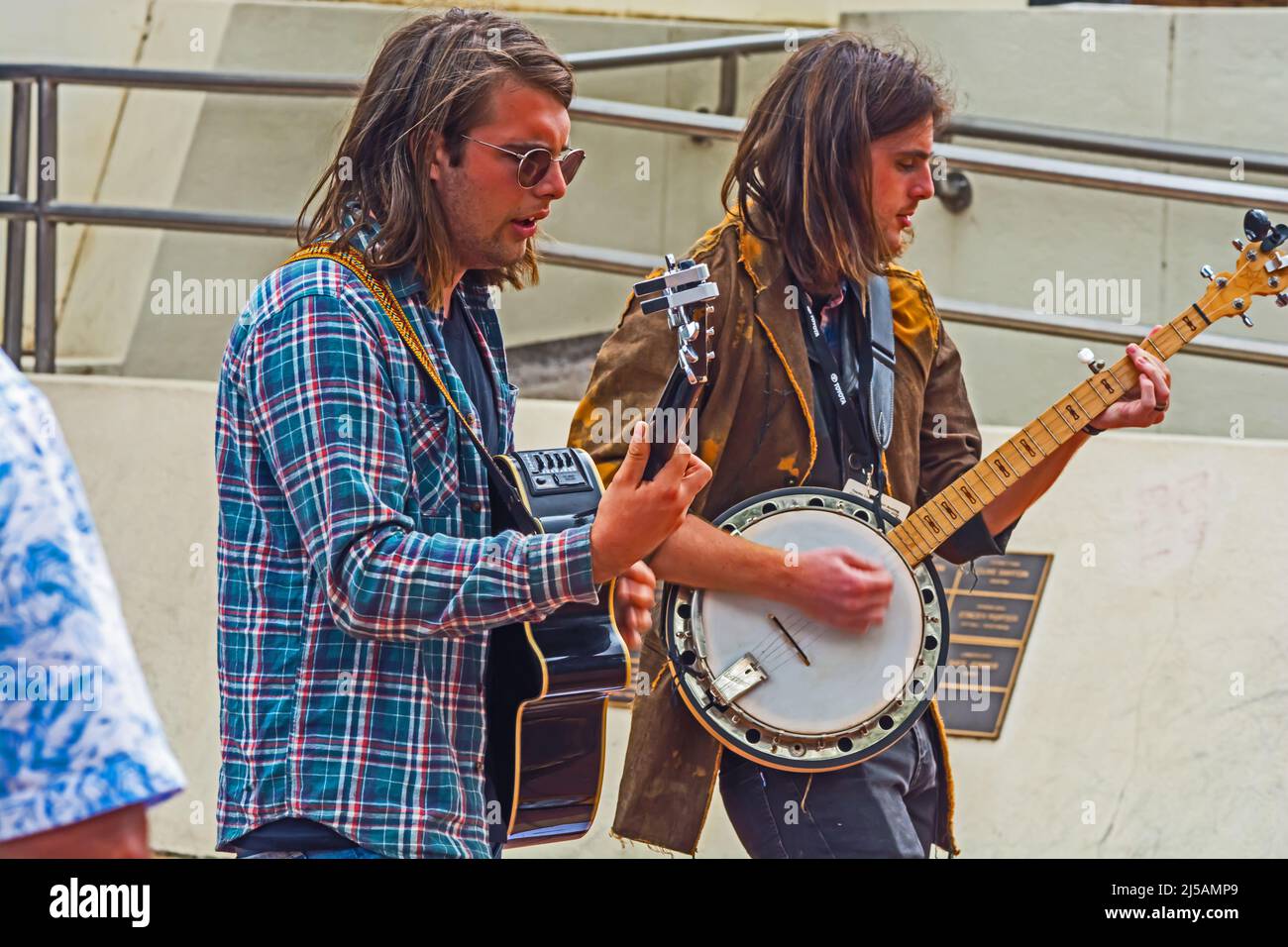 Two male buskers at Tamworth 2022 Festival. Stock Photo