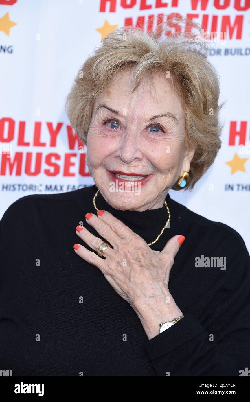 Los Angeles, USA. 21st Apr, 2022. Michael Learned at The Hollywood Museum Honors Kate Linder on her 40 Years On ÔThe Young And The RestlessÕ held at the Hollywood Museum on April 21, 2022 in Los Angeles, CA. © Janet Gough / AFF-USA.COM Credit: AFF/Alamy Live News Stock Photo