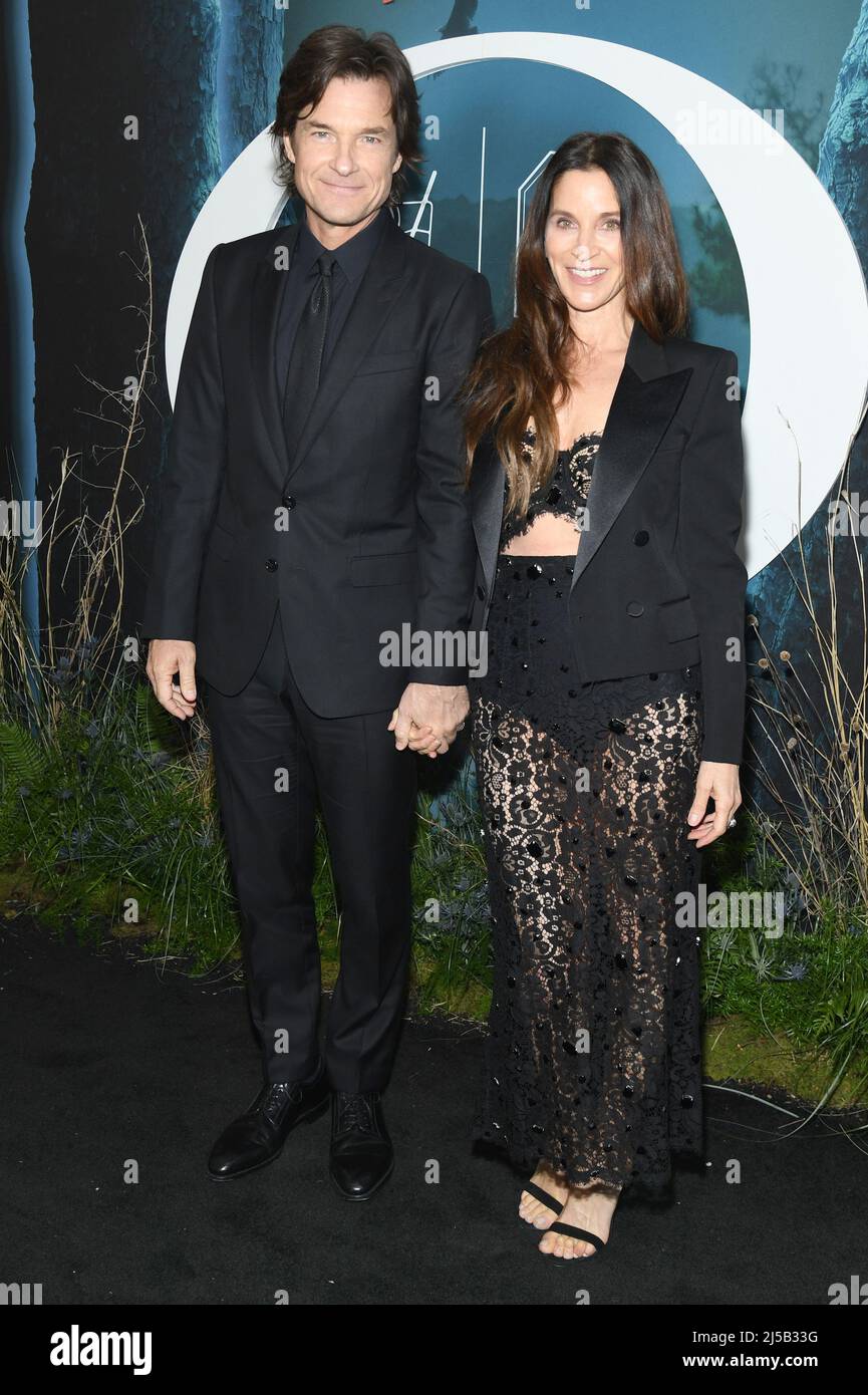 L R Jason Bateman And Amanda Anka Attend The Premiere Of Ozark S4 Presented By Netflix At Paris Theatre On April 21 22 Photo By Anthony Behar Sipa Usa Stock Photo Alamy