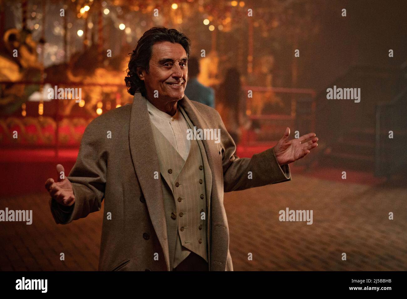 ian-mcshane-in-american-gods-2017-directed-by-bryan-fuller-credit