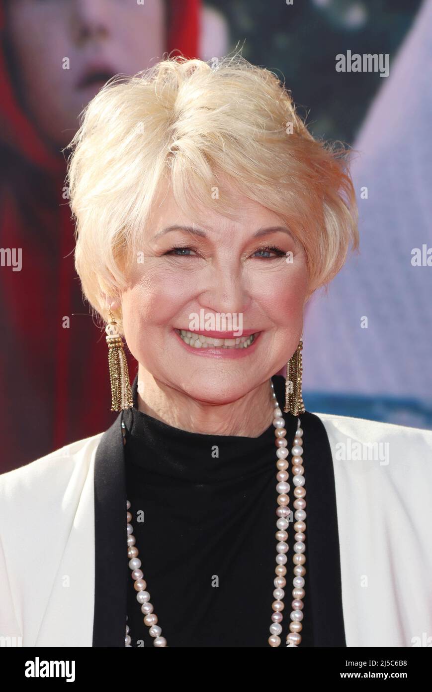 Los Angeles, USA. 21st Apr, 2022. Dee Wallace 2022/04/21 The 40th Anniversary Screening of “E.T. the Extra-Terrestrial” held at TCL Chinese Theatre in Hollywood, CA, Credit: Cronos/Alamy Live News Stock Photo