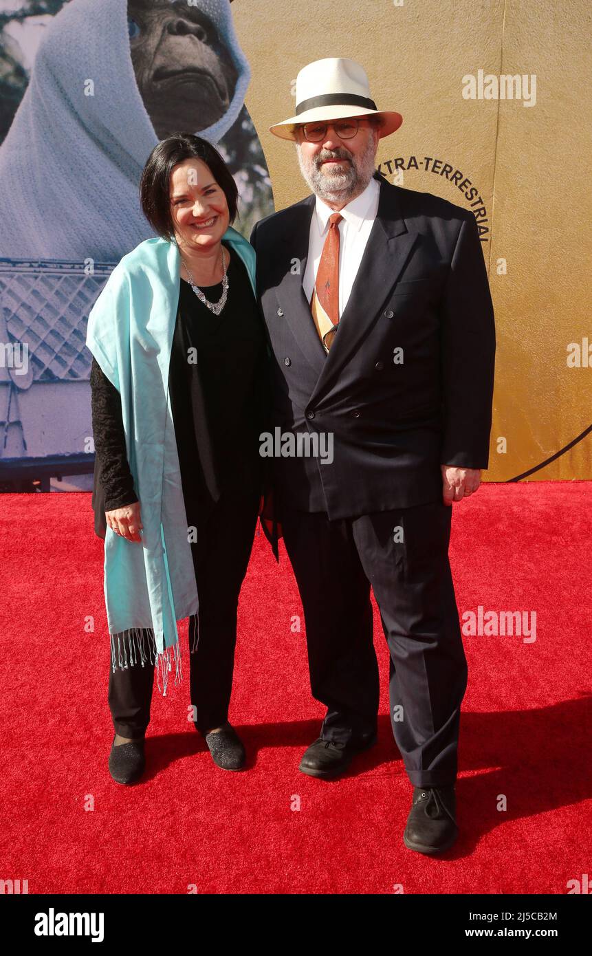 Hollywood, USA. 21st Apr, 2022. Rodney Sauer, Britt Swenson, at the 2022 TCM Classic Film Festival Opening Night of E.T. the Extra-Terrestrial at the TCL Chinese Theater in Hollywood, California on April 21, 2022. Credit: Faye Sadou/Media Punch/Alamy Live News Stock Photo