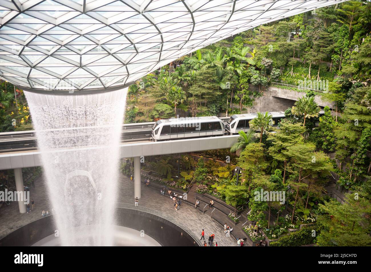 03/18/2020, Singapore, Republic of Singapore, Asia - Forest Valley with HSBC Rain Vortex waterfall in the new Jewel Terminal at Changi International Airport. The design is by architectural firm Moshe Safdie. [automated translation] Stock Photo