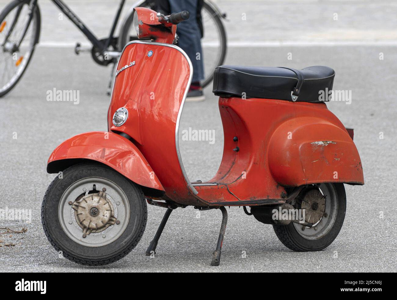 Vespa 50 scooter hi-res stock photography and images - Alamy