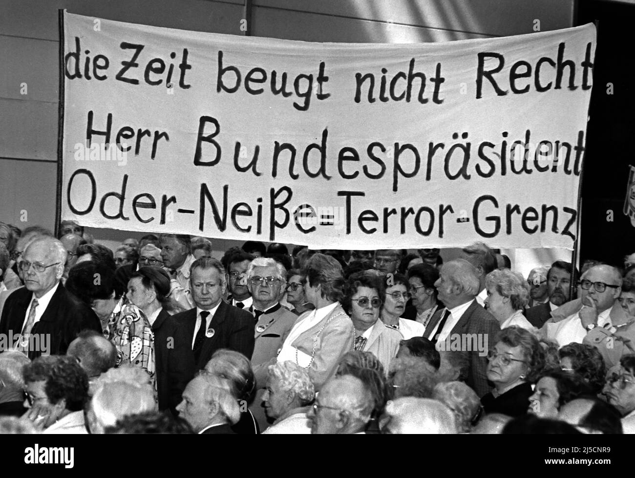 Duesseldorf, DEU, 19.06.1991 - German meeting of the East Prussians in Duesseldorf. [automated translation] Stock Photo