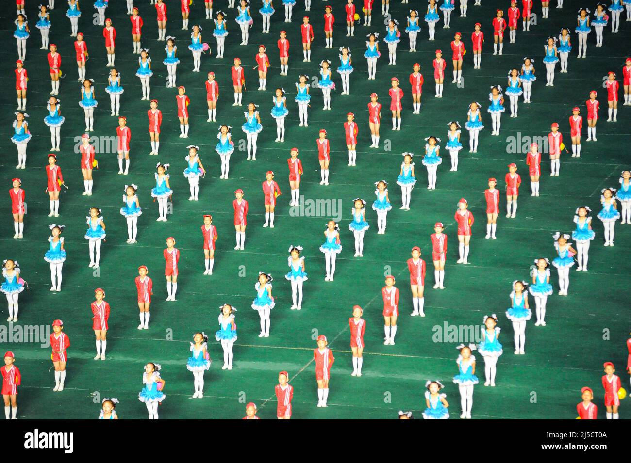 08.08.2012, Pjoengjang, North Korea, Asia - Mass choreography and artistic performance with dancers and acrobats at the First of May Stadium during the Arirang Festival and Mass Games in the North Korean capital. [automated translation] Stock Photo