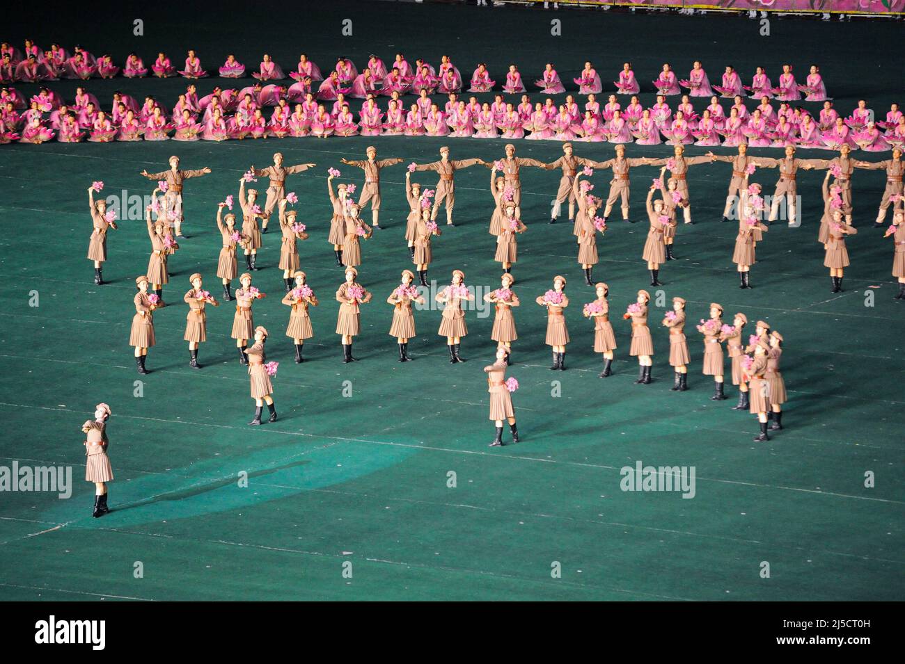 08.08.2012, Pjoengjang, North Korea, Asia - Mass choreography and artistic performance with dancers and acrobats at the First of May Stadium during the Arirang Festival and Mass Games in the North Korean capital. [automated translation] Stock Photo
