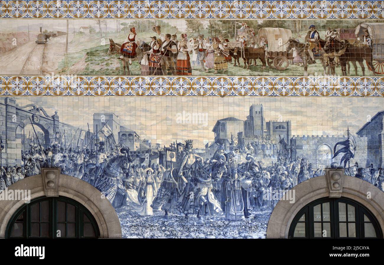 Portugal, Porto, 20.07.2020. Mosaics in Porto Sao Bento train station on 20.07.2020. Porto Sao Bento train station is an inner-city train station in the northern Portuguese city of Porto. The station was designed by the architect José Marques da Silva, for the vestibule designed with numerous azulejos was the painter Jorge Colaco responsible. [automated translation] Stock Photo
