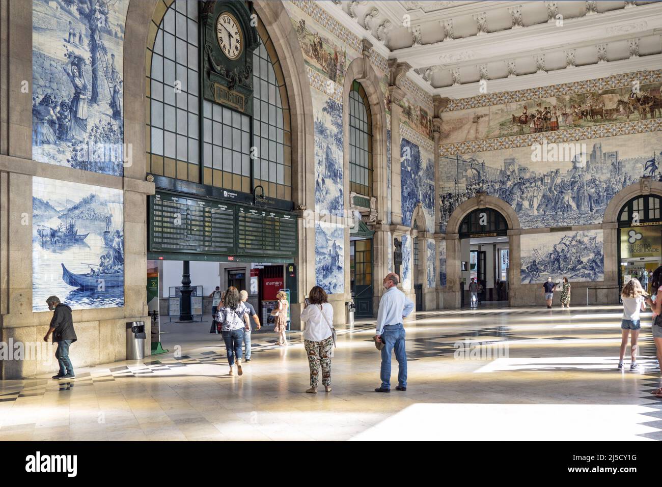 Portugal, Porto, 20.07.2020. Mosaics in Porto Sao Bento train station on 20.07.2020. Porto Sao Bento train station is an inner-city train station in the northern Portuguese city of Porto. The station was designed by the architect José Marques da Silva, for the vestibule designed with numerous azulejos was the painter Jorge Colaco responsible. [automated translation] Stock Photo