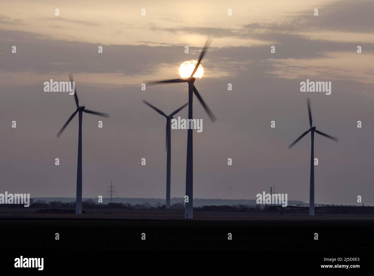 Nauen, DEU, 03.03.2021 - Windmills in a Wind Farm. [automated translation] Stock Photo